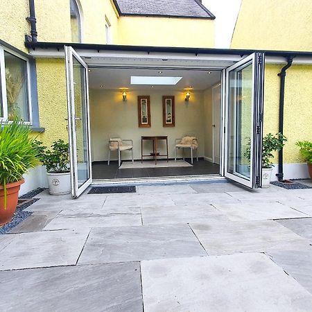 Rose House Villa Glenarm ภายนอก รูปภาพ