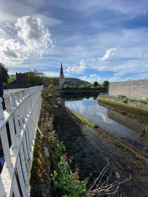 Rose House Villa Glenarm ภายนอก รูปภาพ