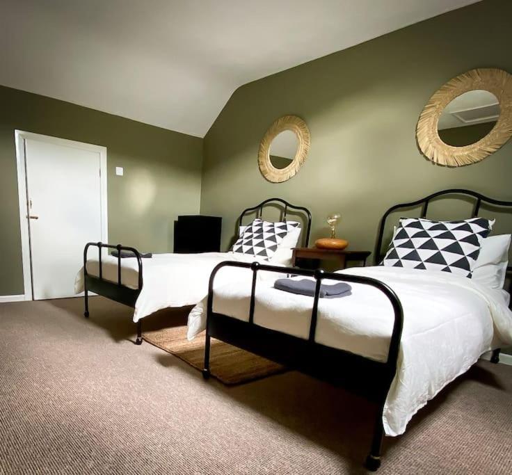 Rose House Villa Glenarm ภายนอก รูปภาพ