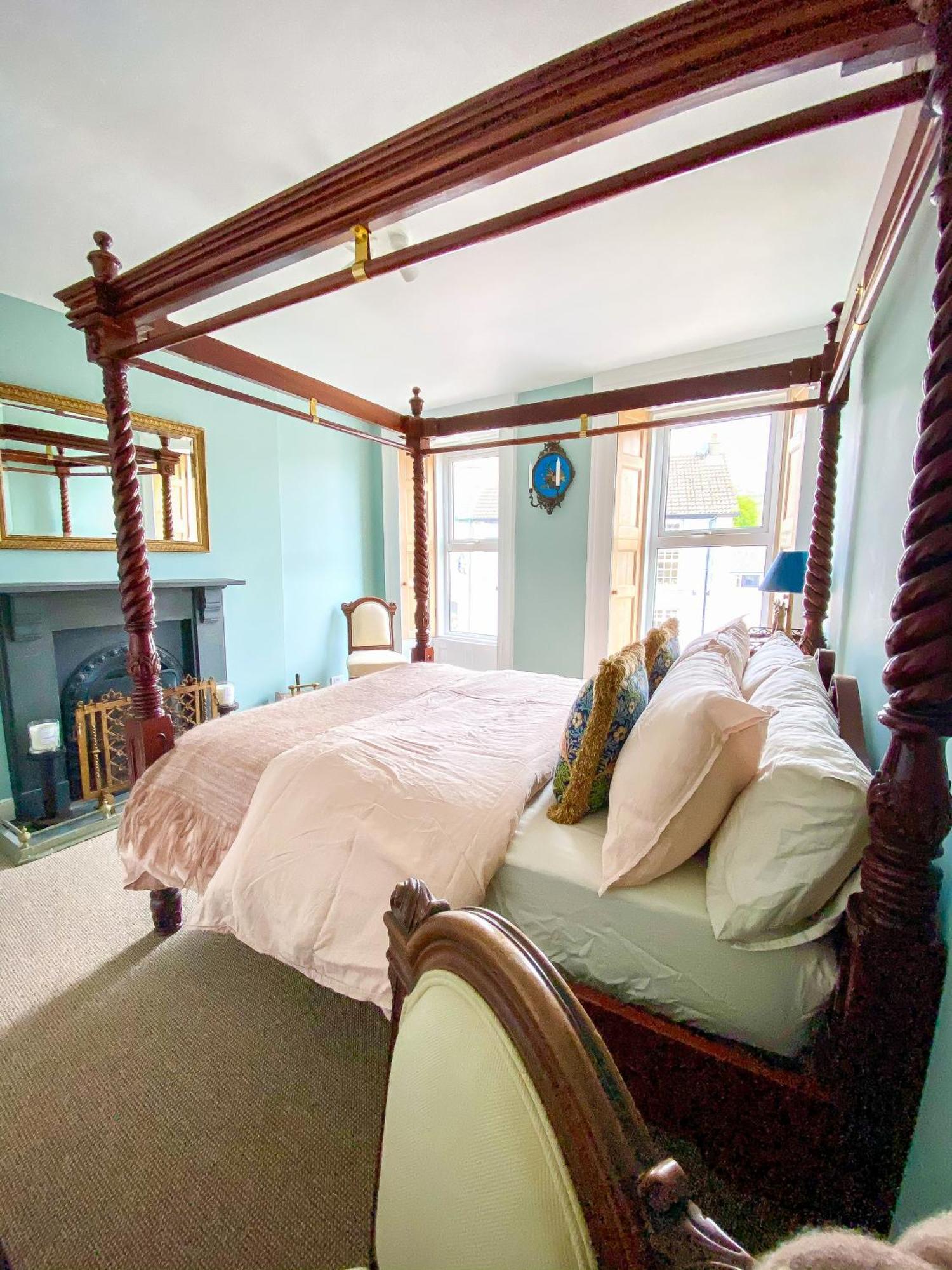 Rose House Villa Glenarm ภายนอก รูปภาพ
